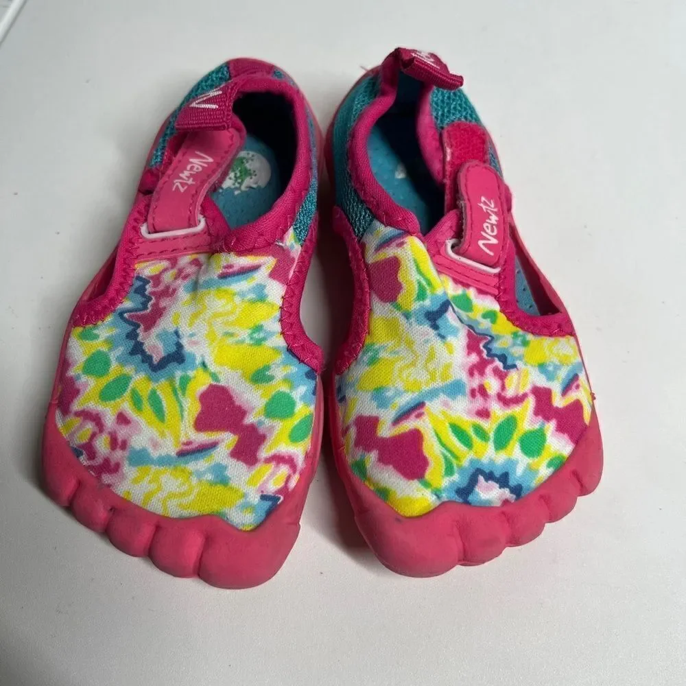 Newtz Water Shoes Pink Multicolour Girls Size 5-6